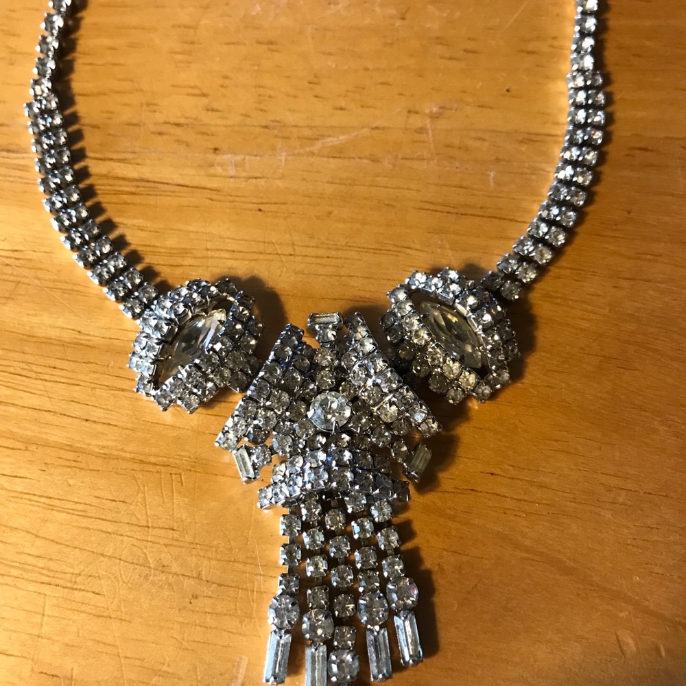 Antique Crystal Necklace Julianna Style from 1960s adjustable in back!